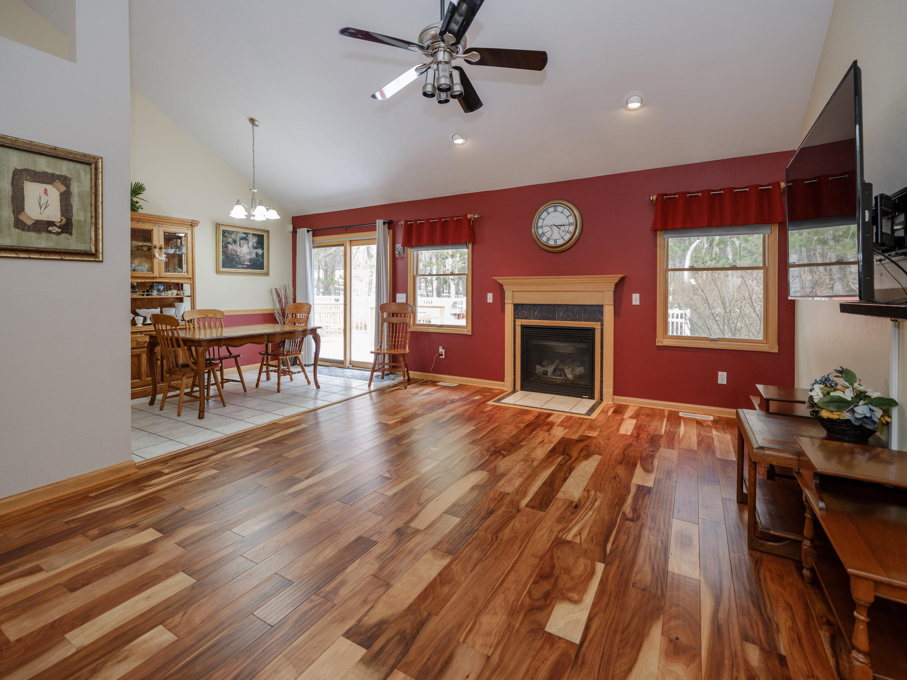 7696 Stoney Creek Drive