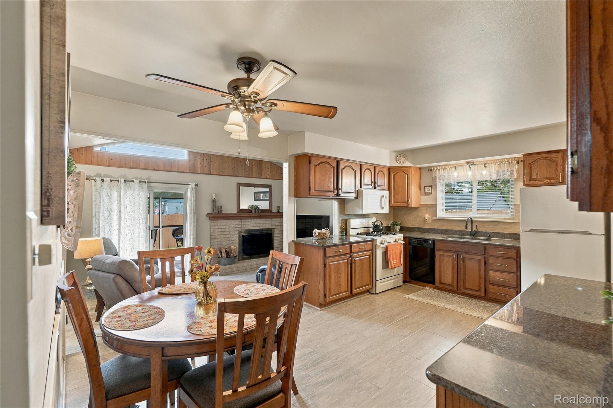 13844 Arnold Drive