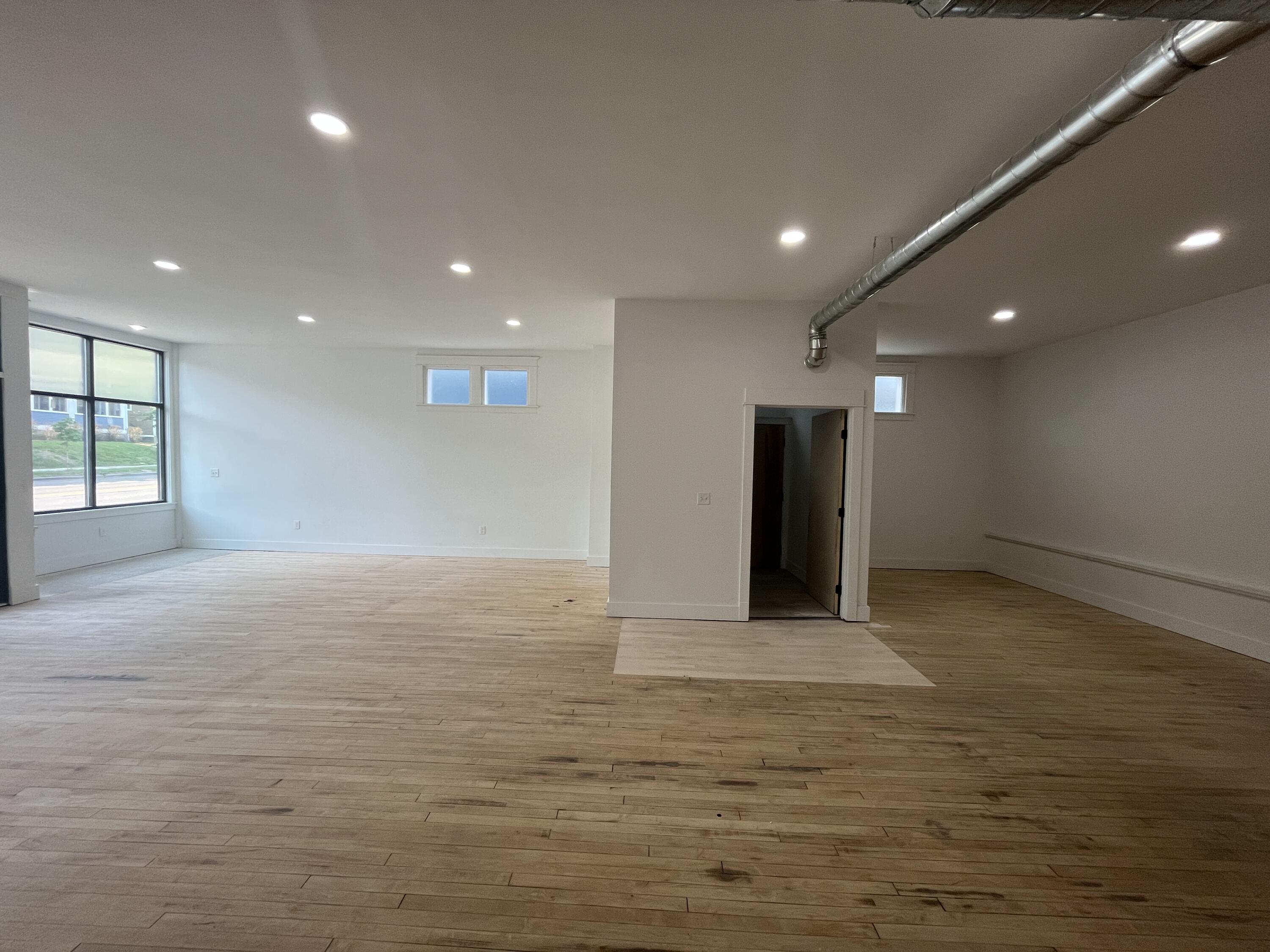 1123 Fulton Street E