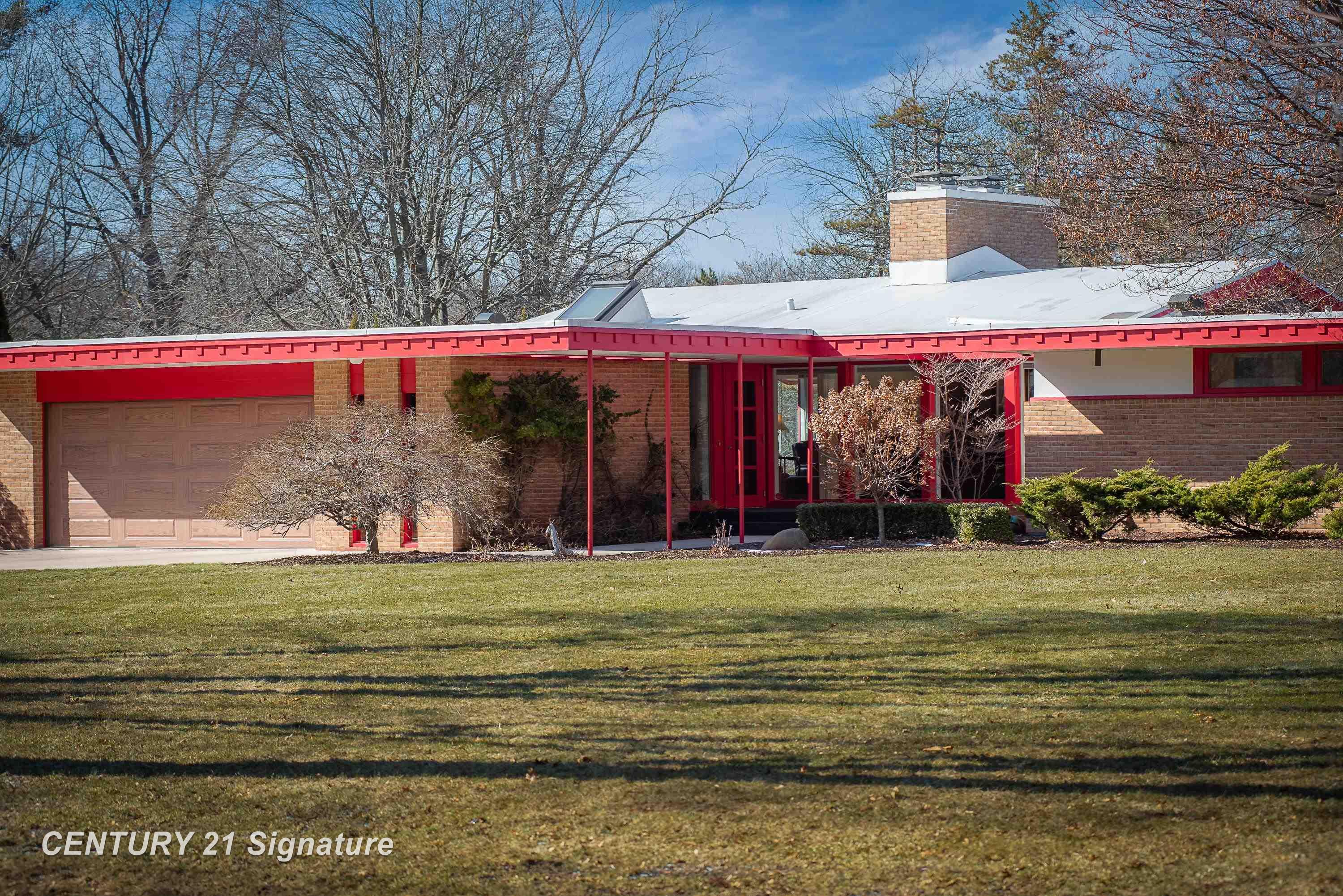 3711 Applewood Drive