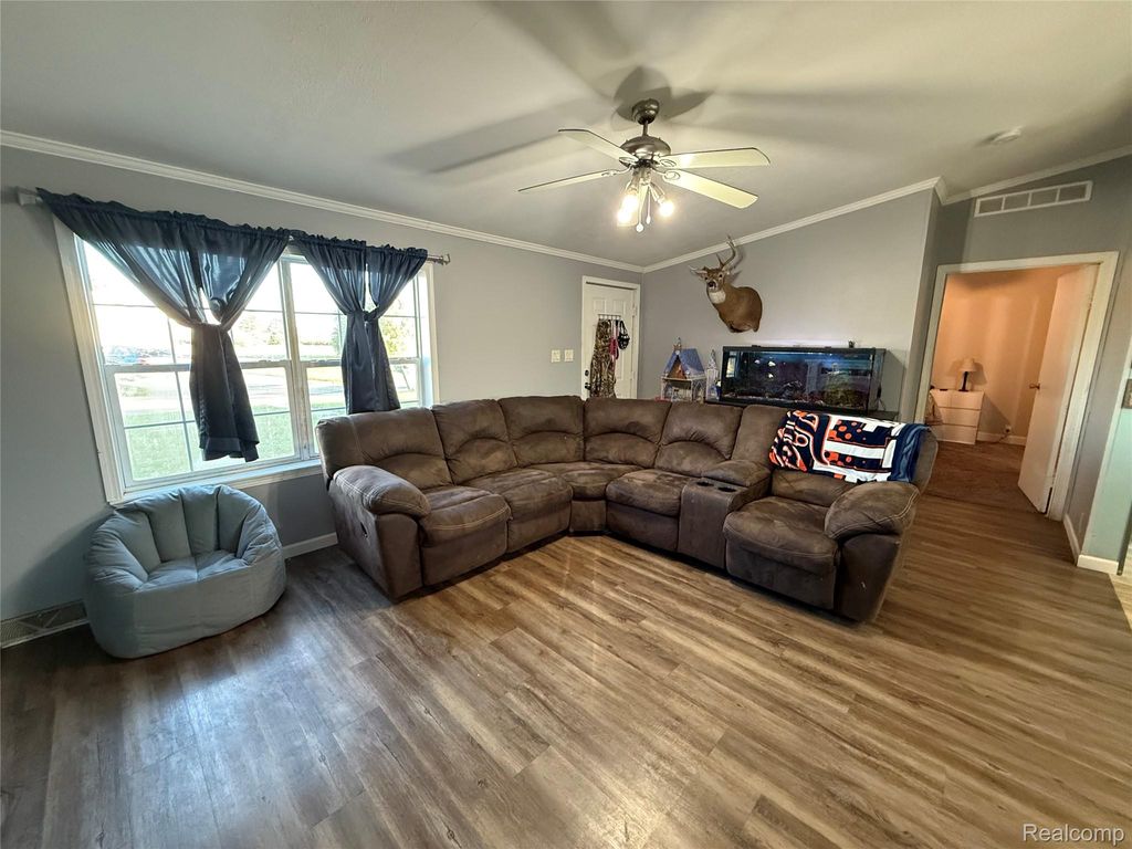 Photo of 5106 Hawthorn, Brown City City, MI 48416 (MLS # 20251048243)