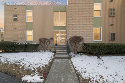 32989 Fargo Street 43 Livonia City MI 48152