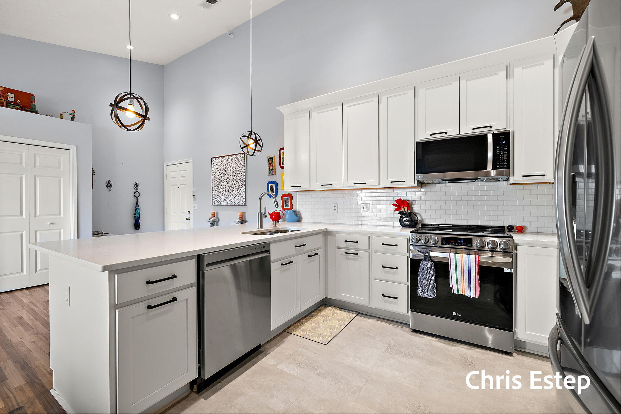 5877 Crosswinds Drive 32