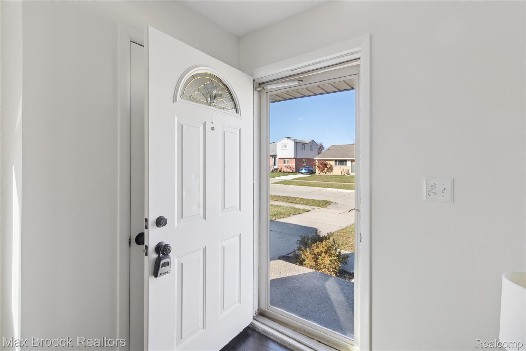 31219 Stephen Avenue