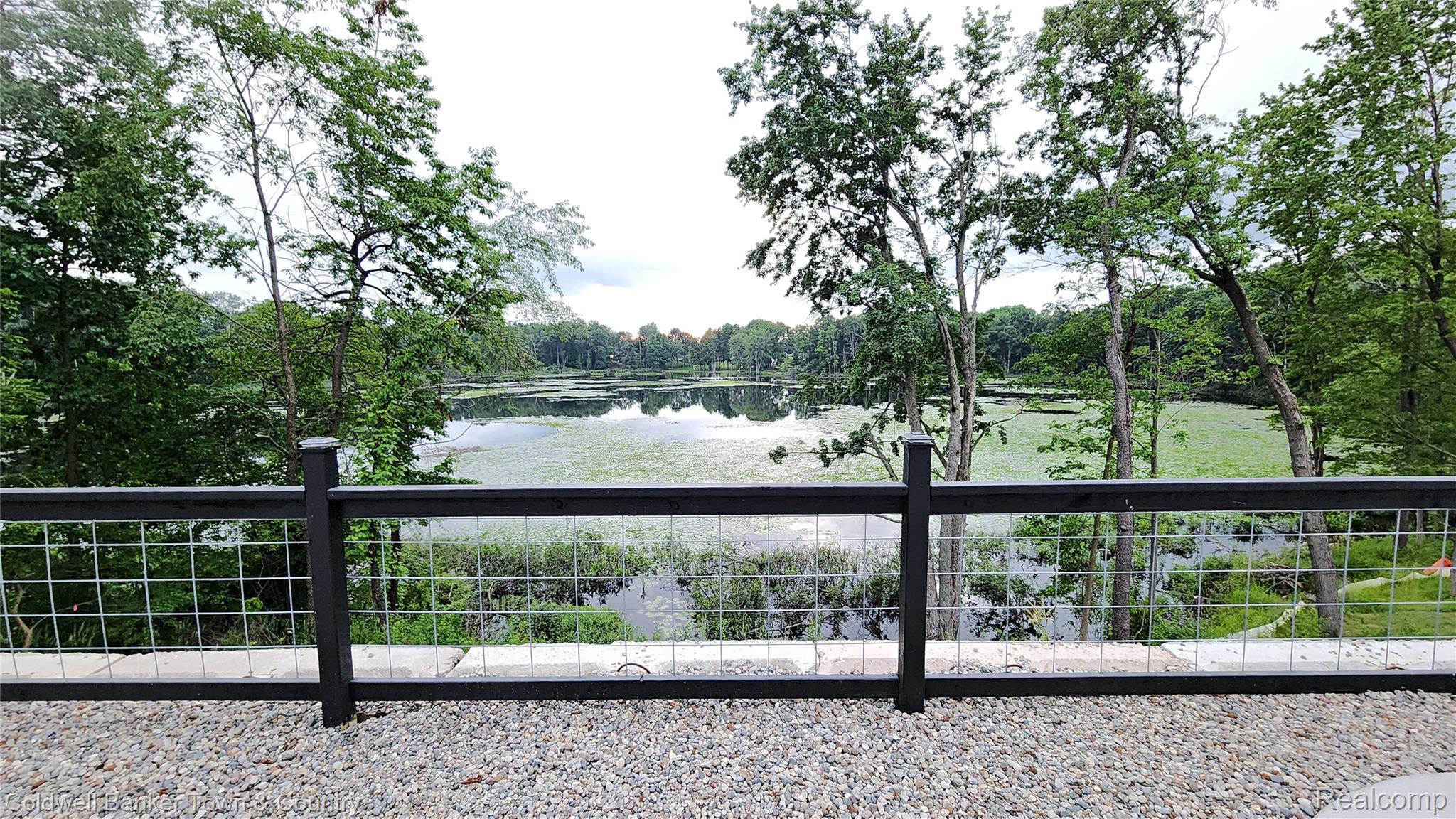 4789 Lakeshire Drive