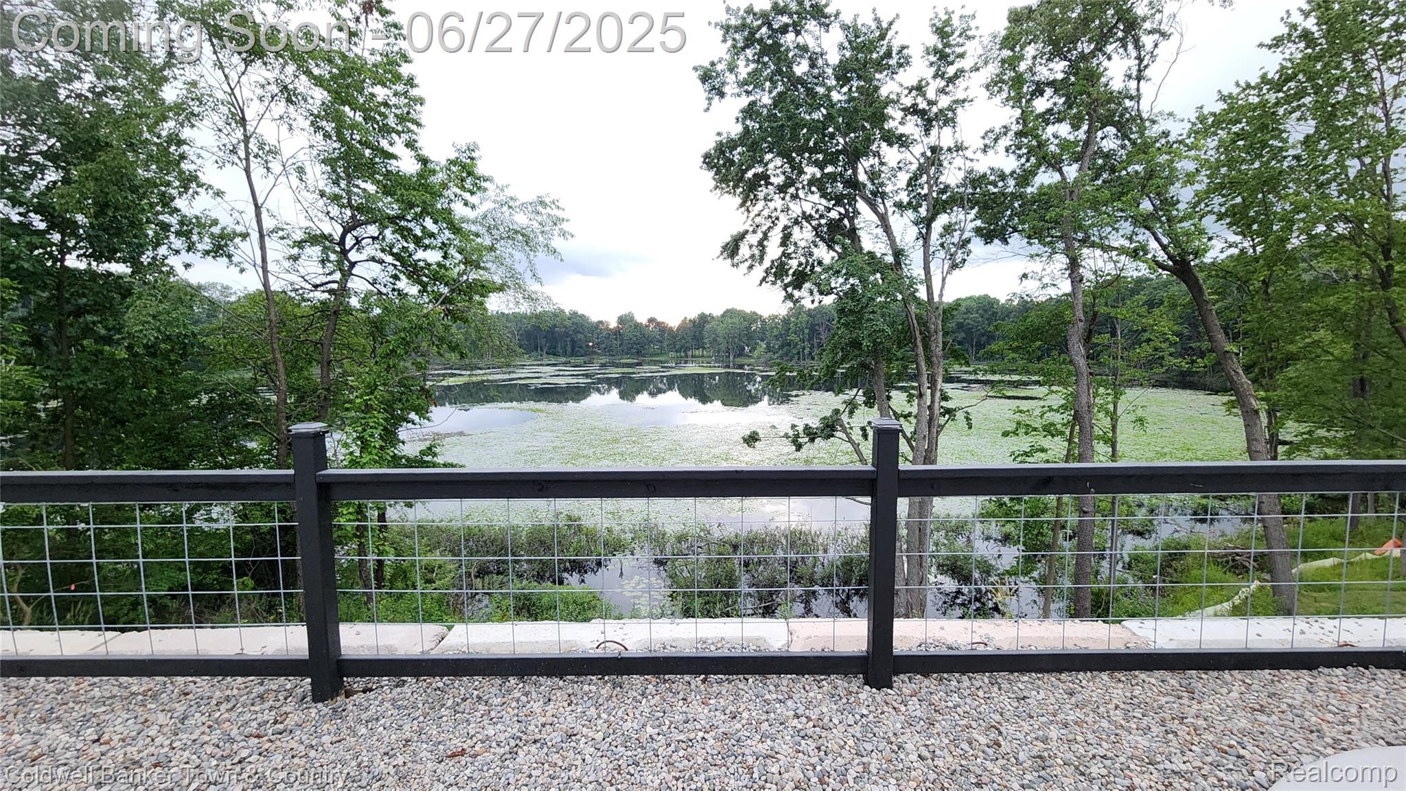 4789 Lakeshire