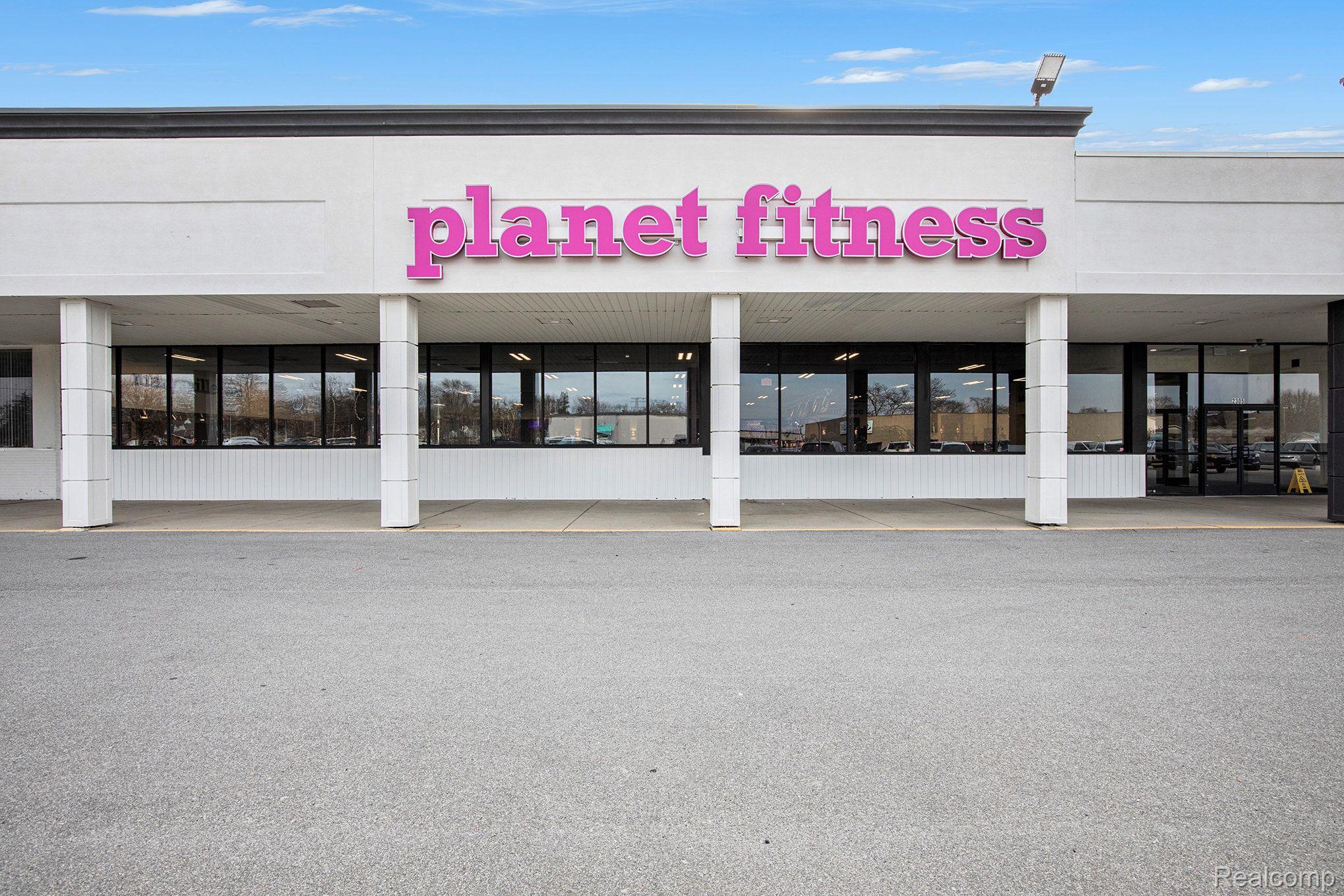 2055-2323 GRATIOT Boulevard Suite A