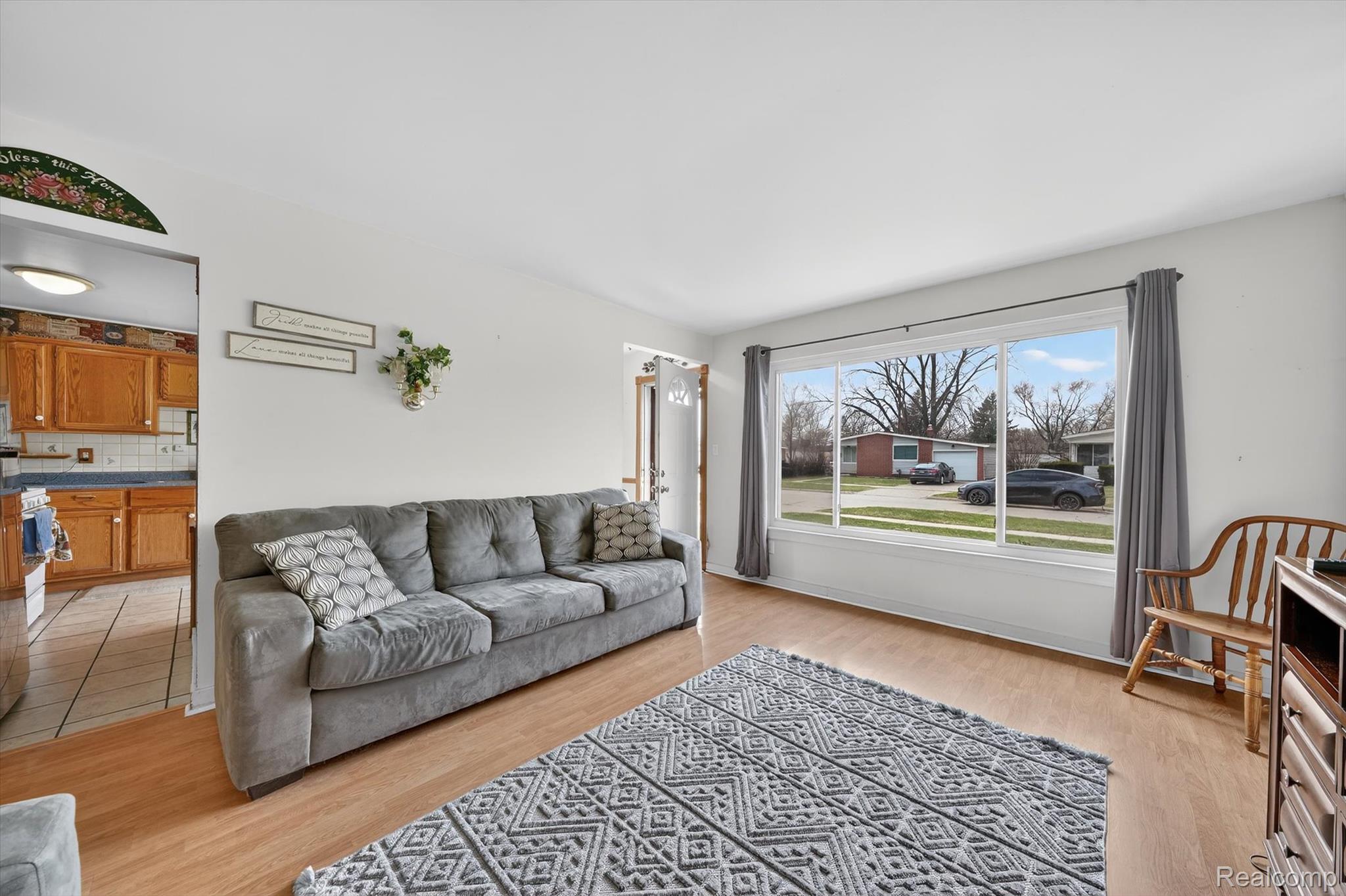 513 S Hawthorne Street