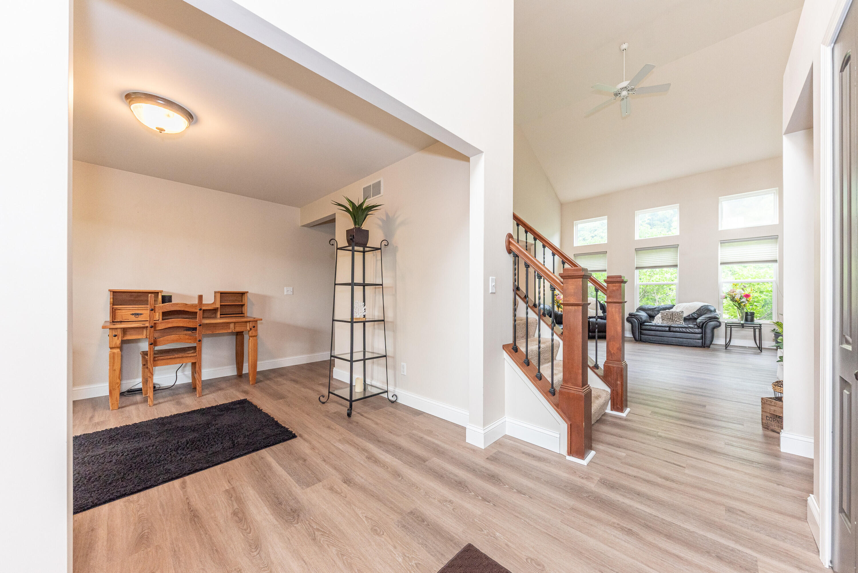6045 Sterling Trail