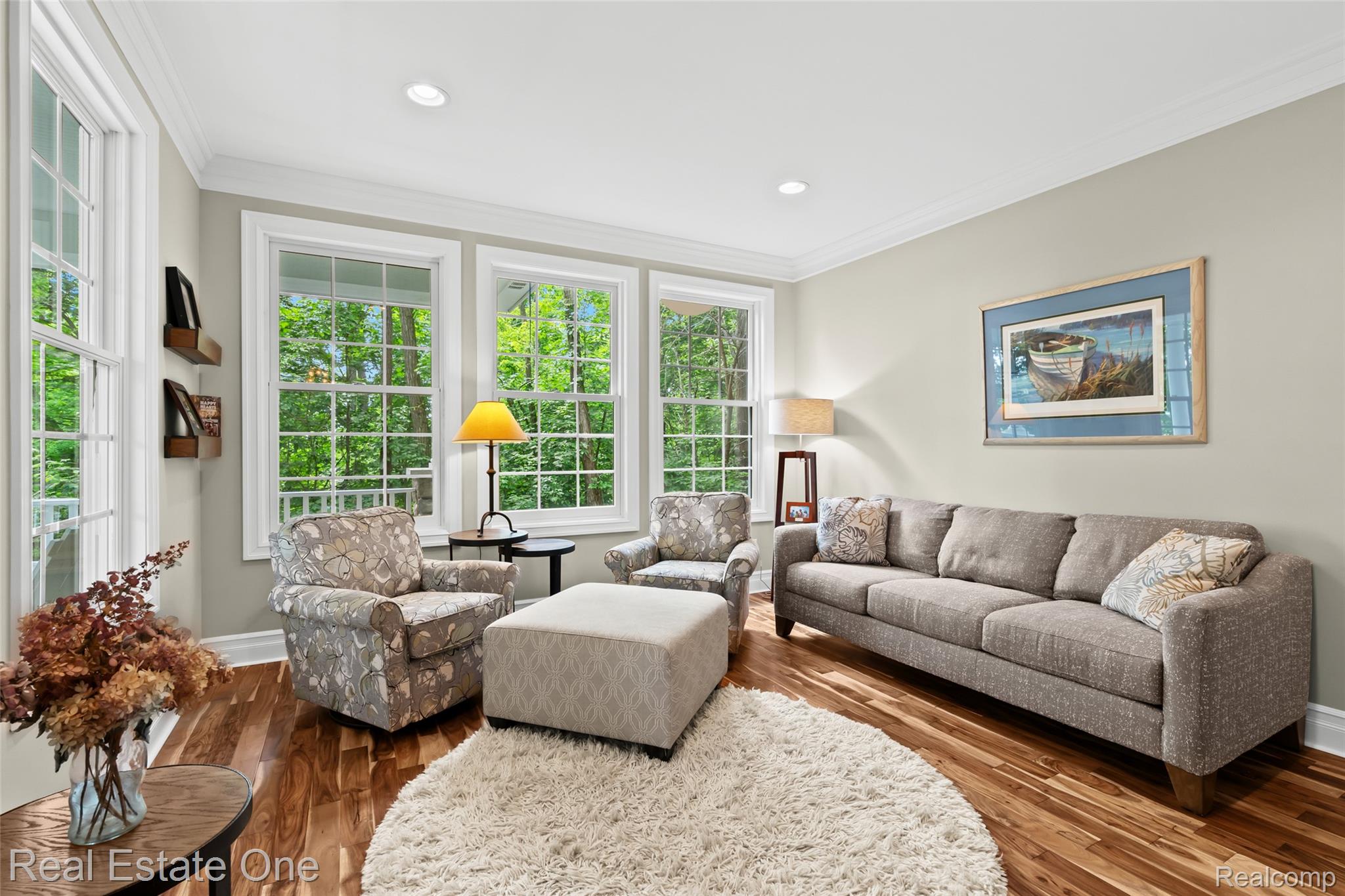 477 E Commerce Street