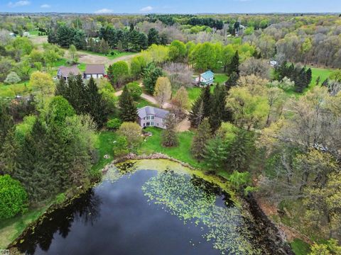 8978 Hidden Lake Drive Howell City MI 48855