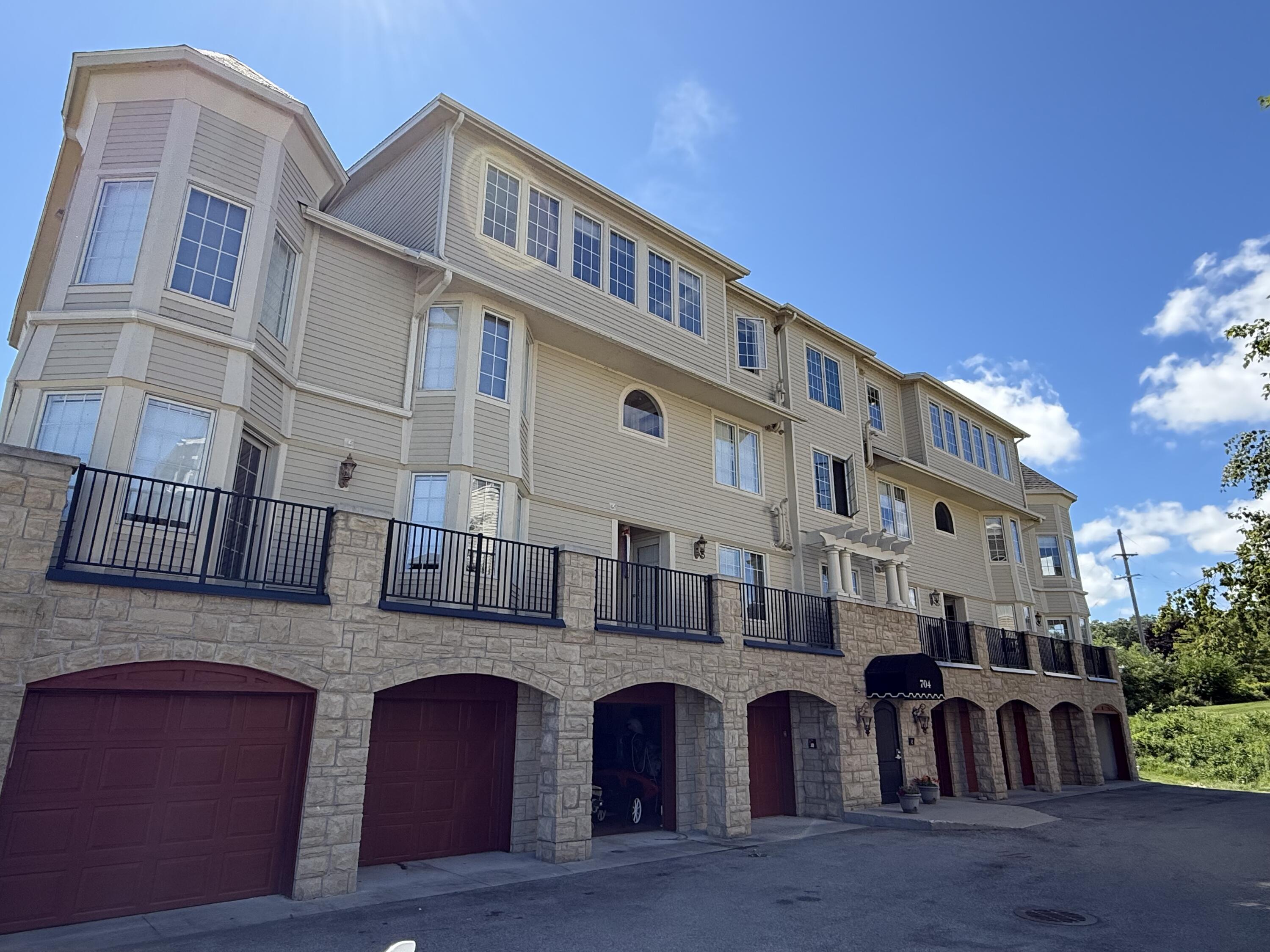 704 N Dockside Circle C5
