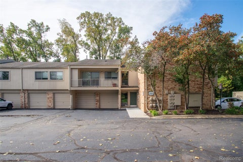 Photo for 3925 Lone Pine Road 100