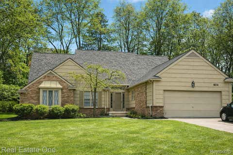 Photo of 854 River Bend Drive, Rochester Hills City, MI 48307 (MLS # 20261044208)