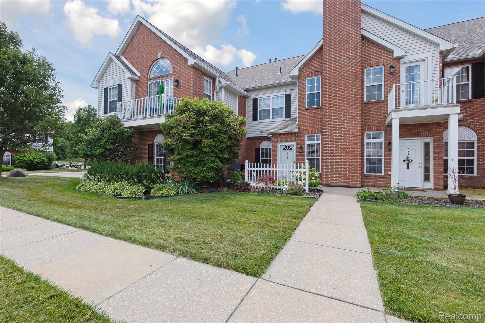 552 Olde English Circle 92