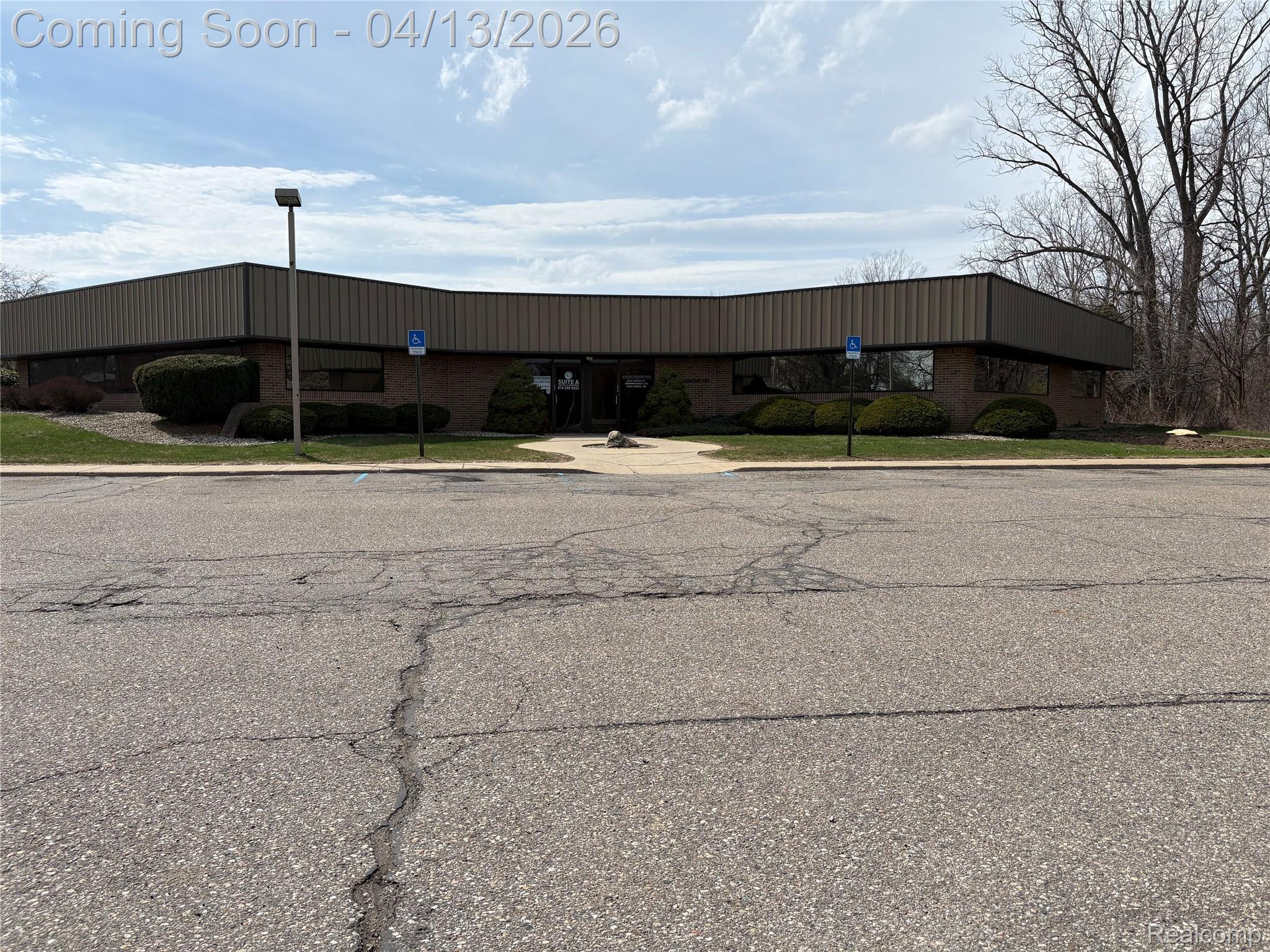 5040 Villa Linde Parkway