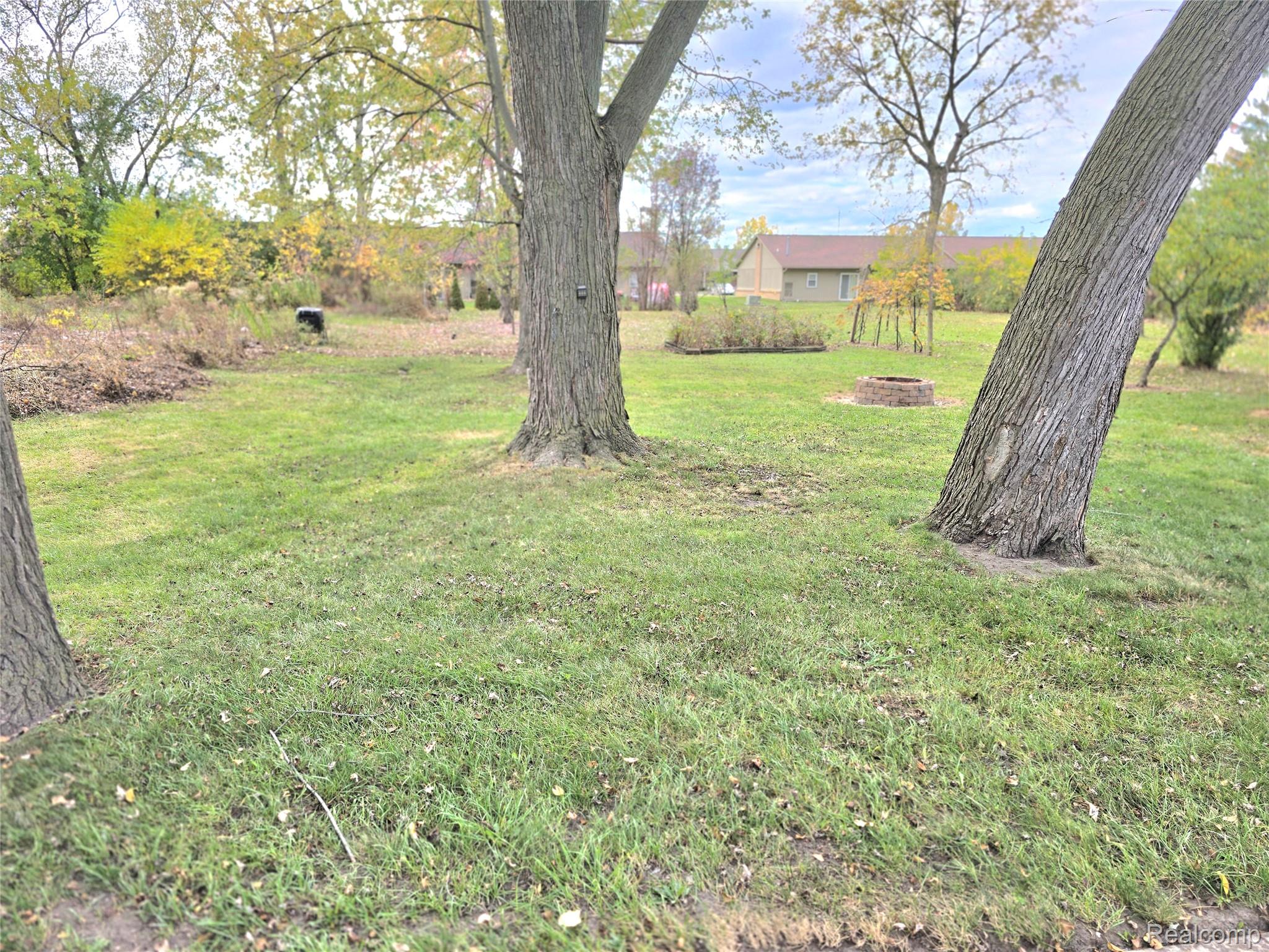 25815 Firwood Avenue