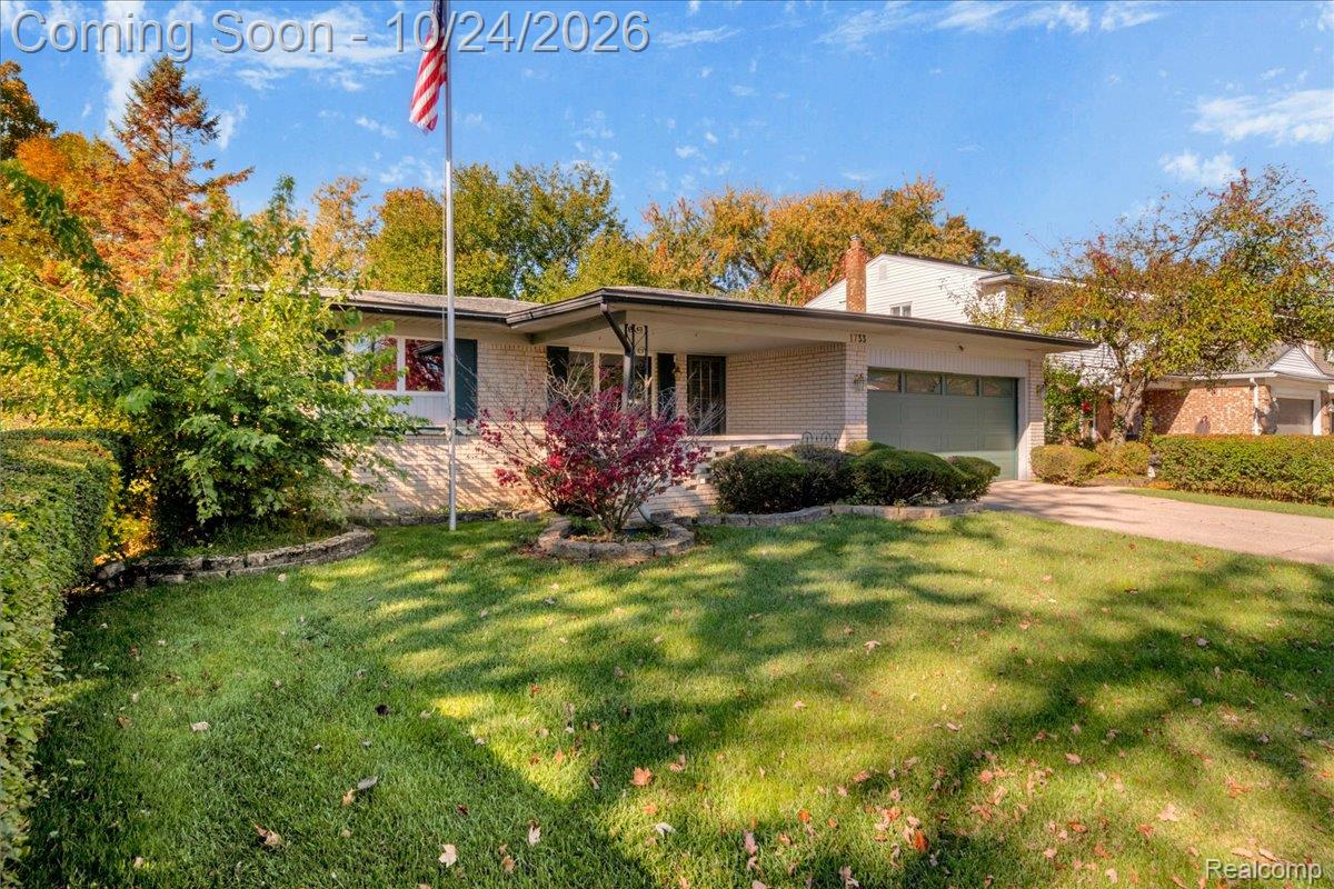 1733 Ranier Boulevard