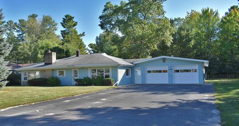 Photo of 1940 Pine Dr, East Bay Township, MI 49686 (MLS # 78080062575)