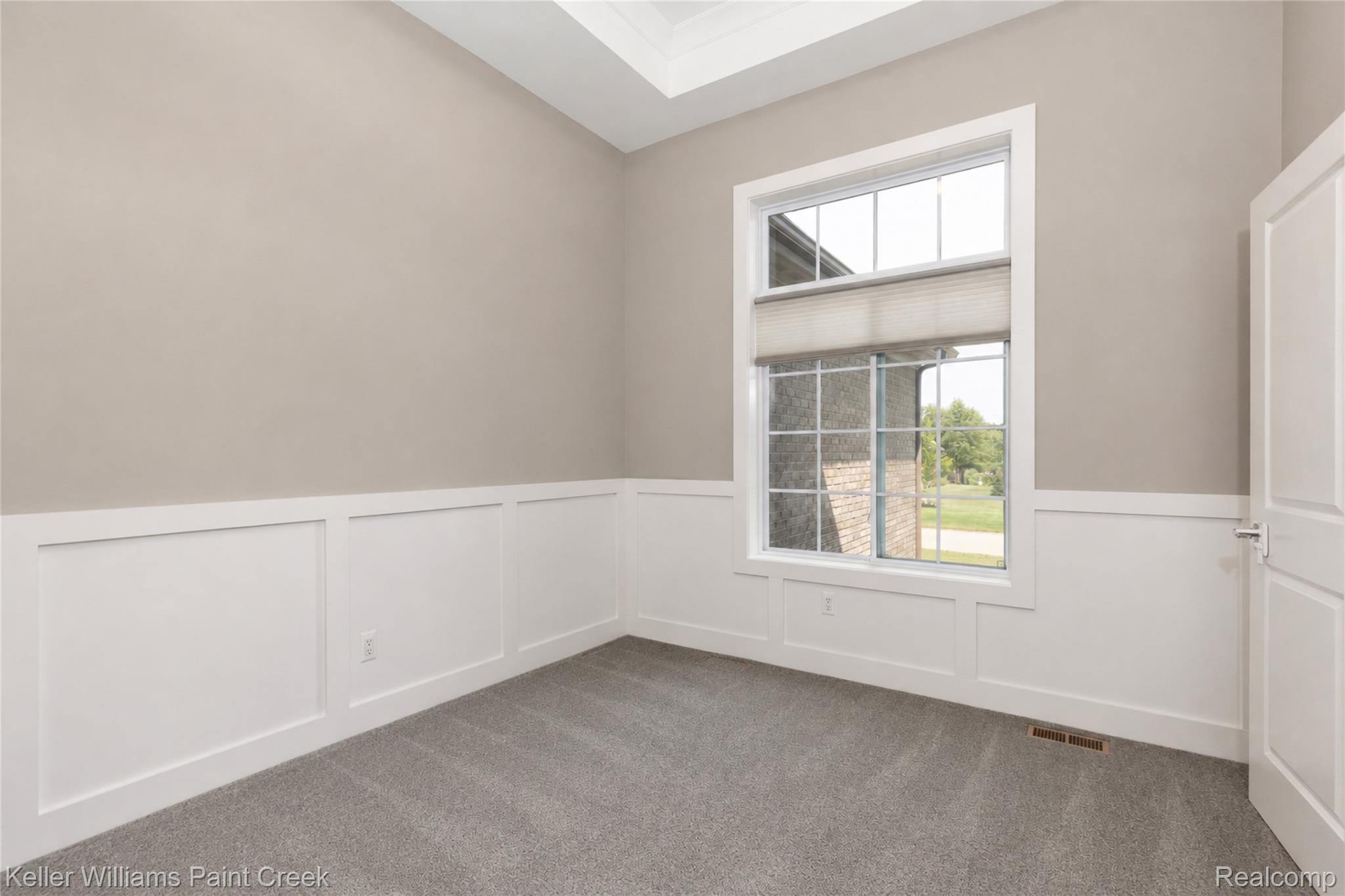 2100 Shane Court