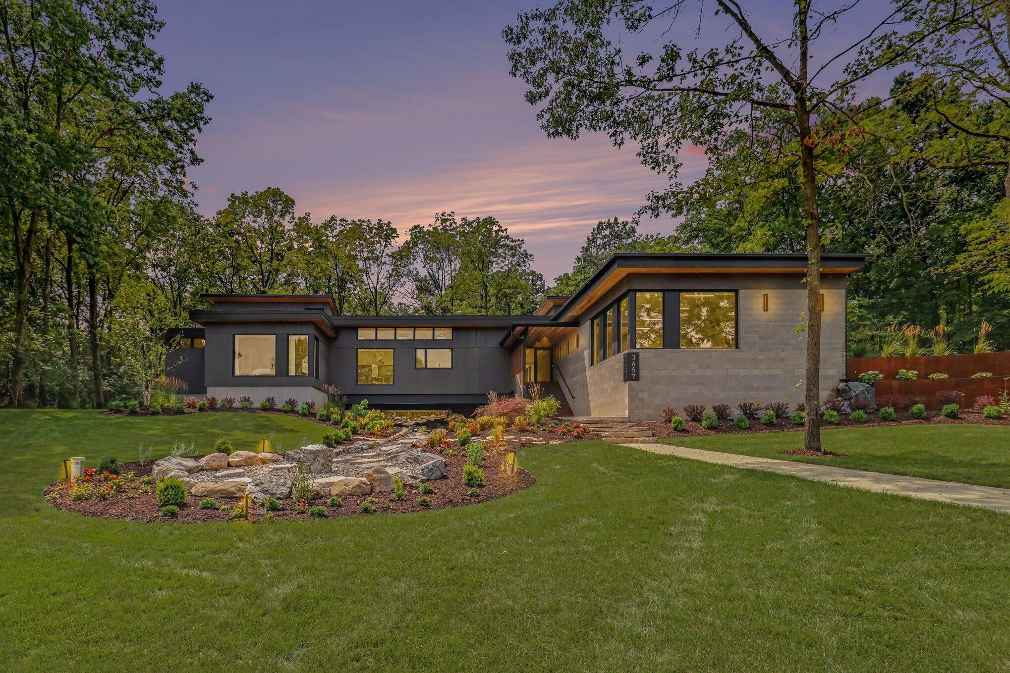3657 Knoll Creek Court