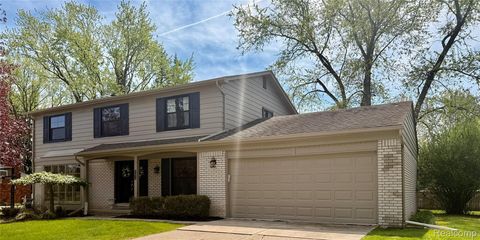 31018 Pickwick Lane Beverly Hills Village MI 48025