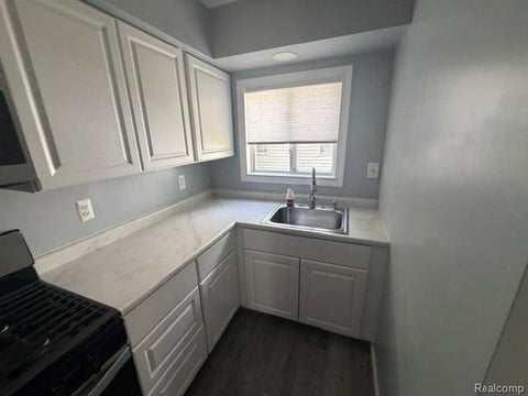 Tiny photo for 227 W Strathmore Avenue, Pontiac City, MI 48340 (MLS # 20261066232)