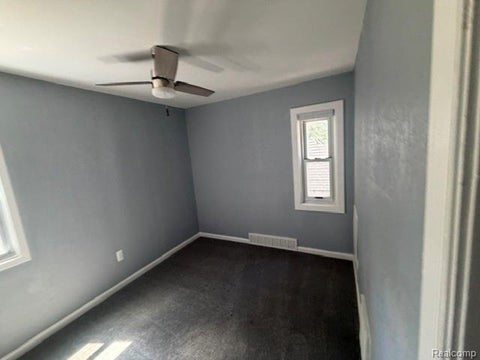 Tiny photo for 227 W Strathmore Avenue, Pontiac City, MI 48340 (MLS # 20261066232)
