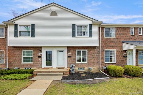 23117 Arthur Court St Clair Shores City MI 48080