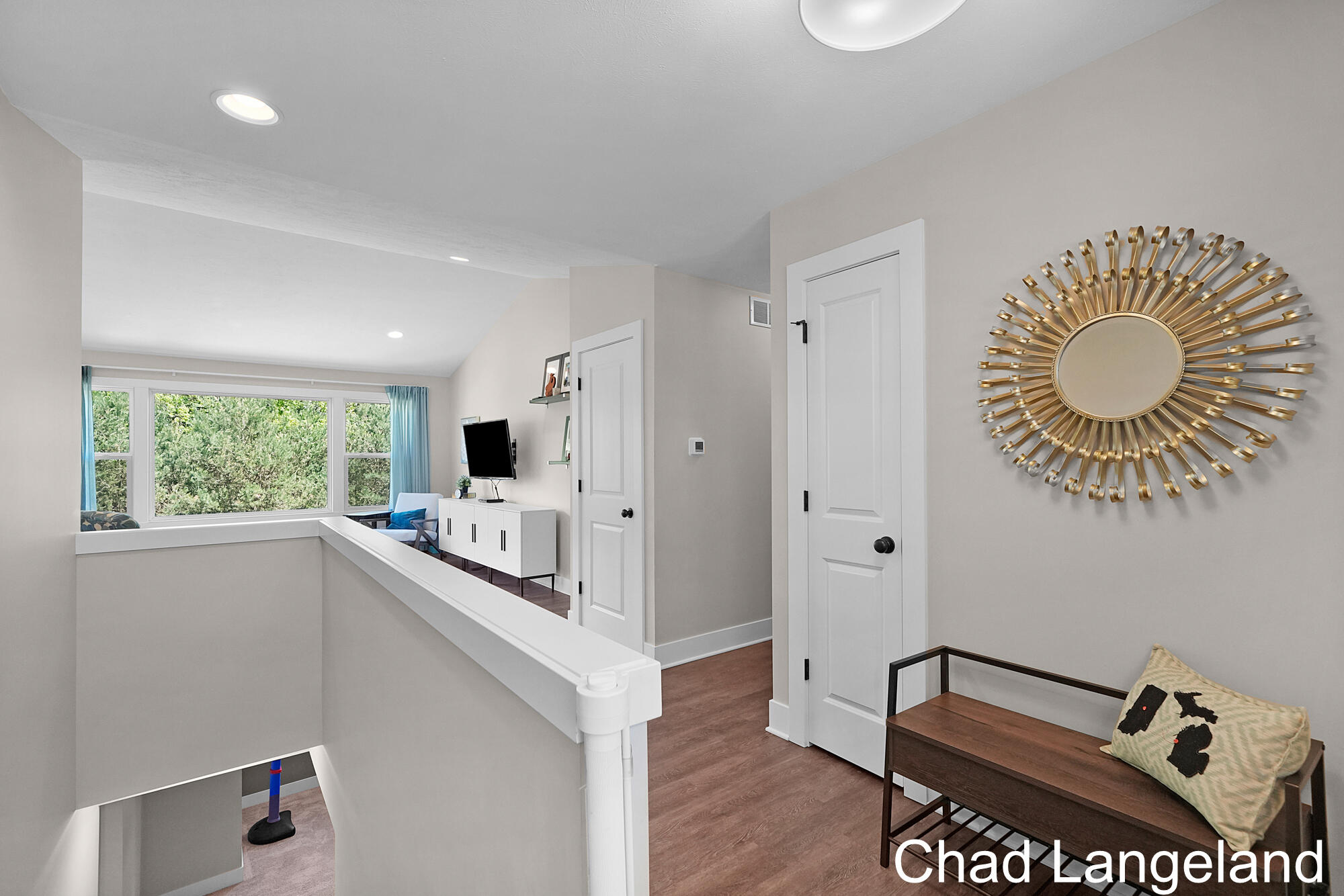 9272 Shoreway Drive