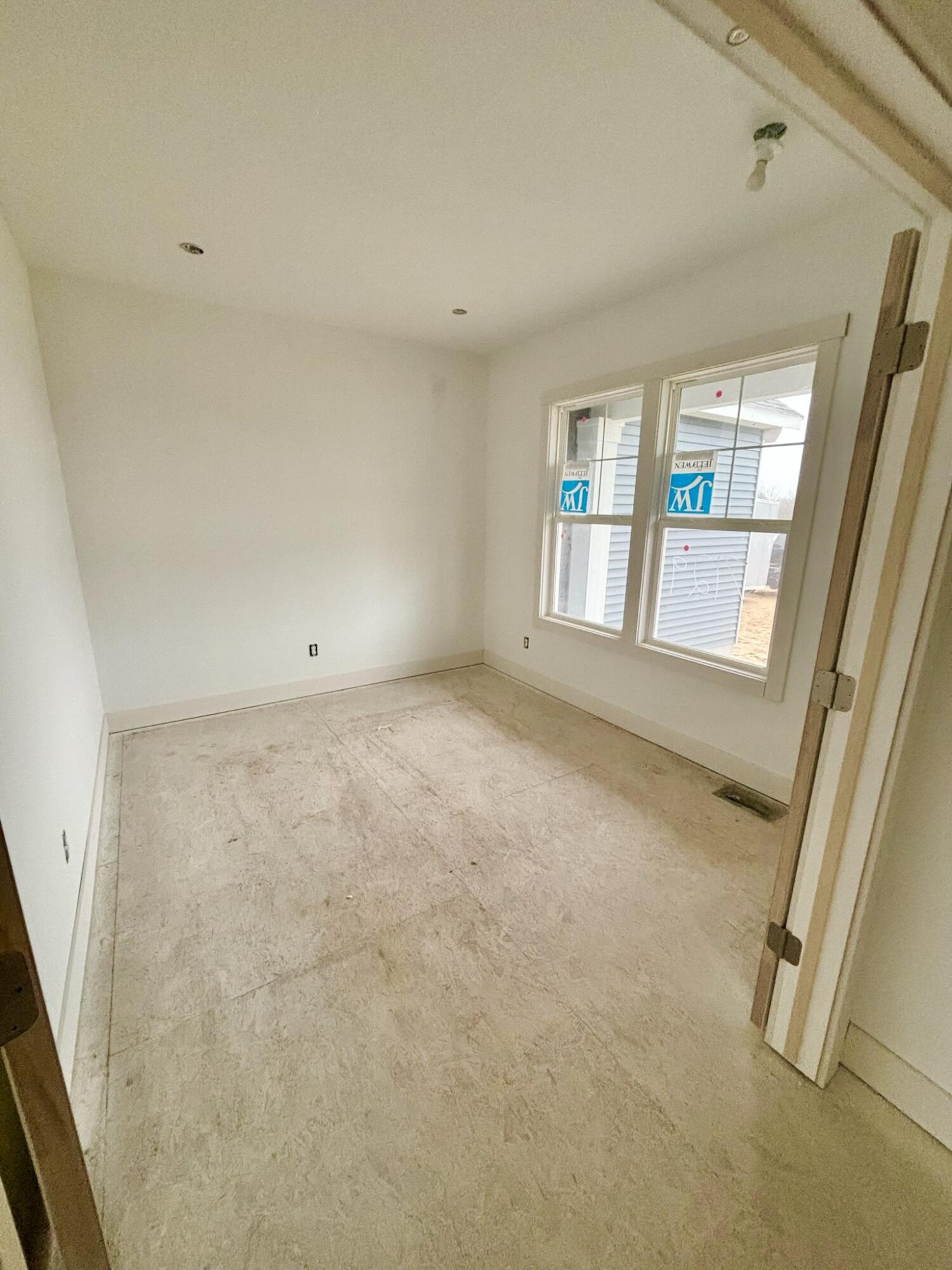 7129 Kettle Dale Avenue SE