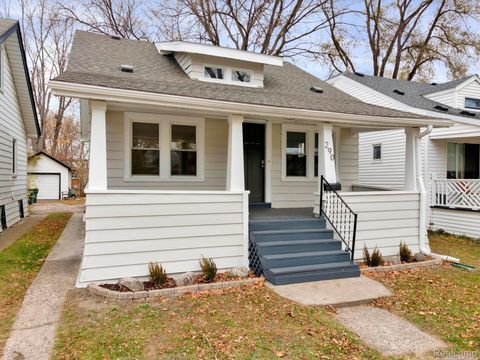 290 PEARSON Street Ferndale City MI 48220