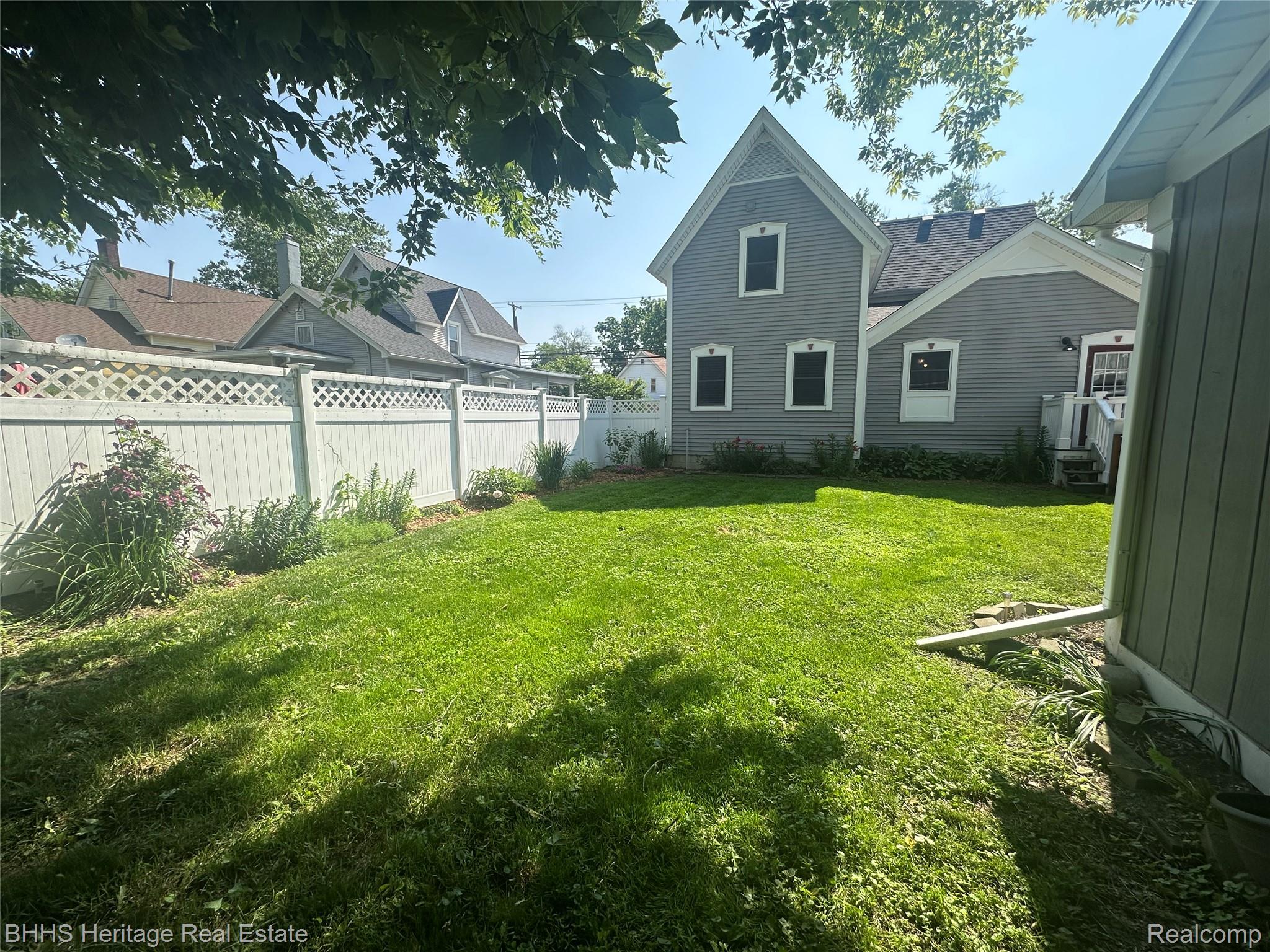 Durand City, Michigan 48429, United States, 4 Bedrooms Bedrooms, ,2 BathroomsBathrooms,Residential,Active,151582