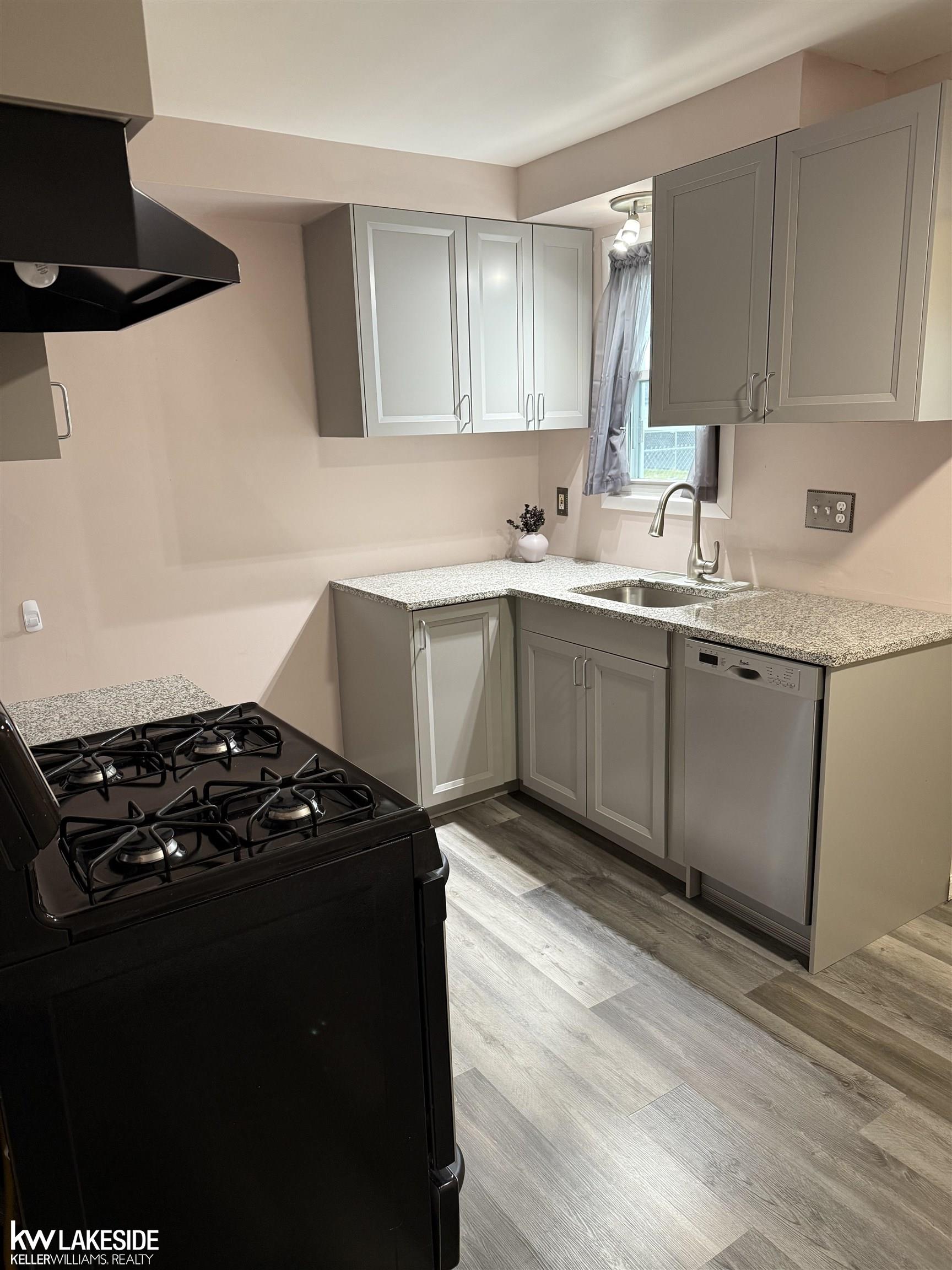 28336 Rosemont Street