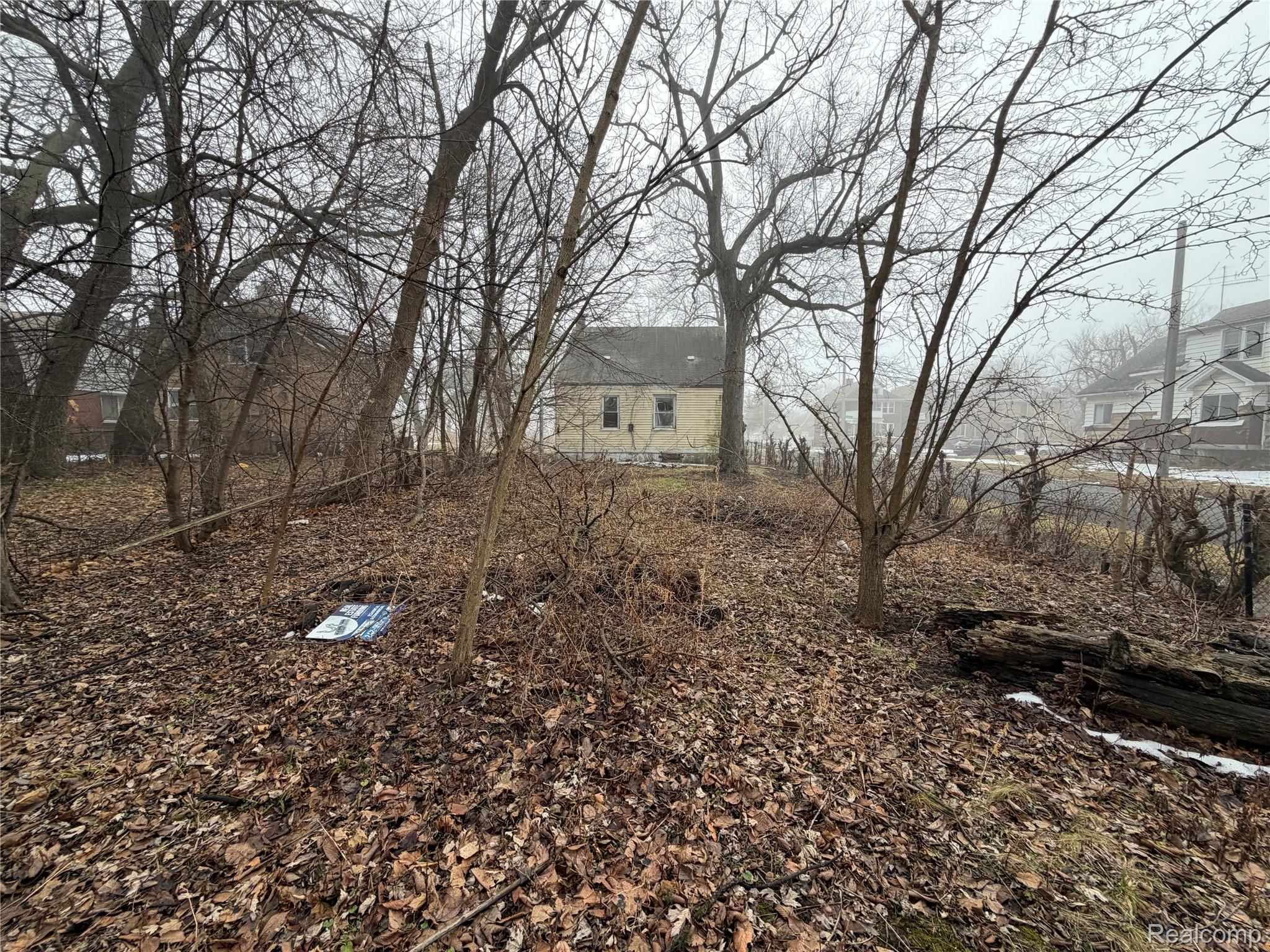 12705 Flanders Street