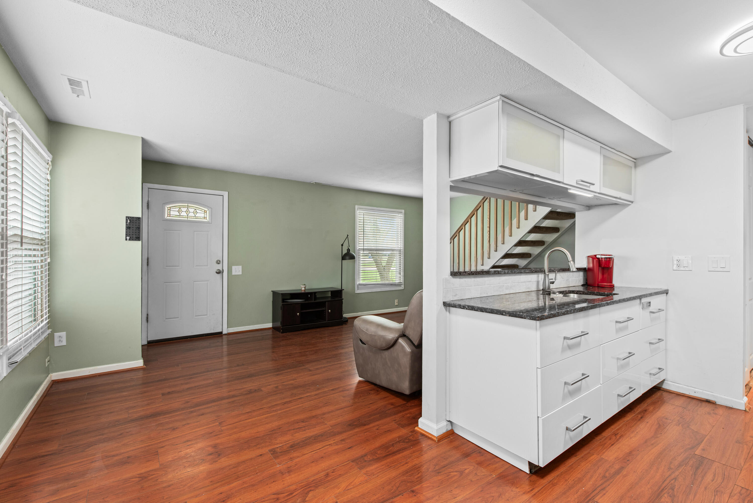 2806 Willow Ct Drive