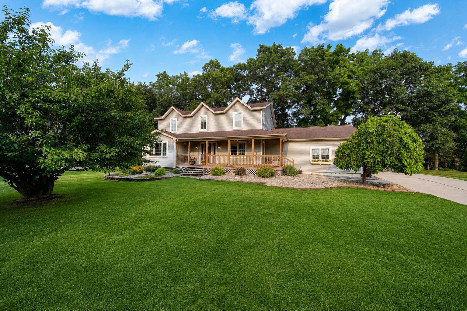 4211 Aspen Way