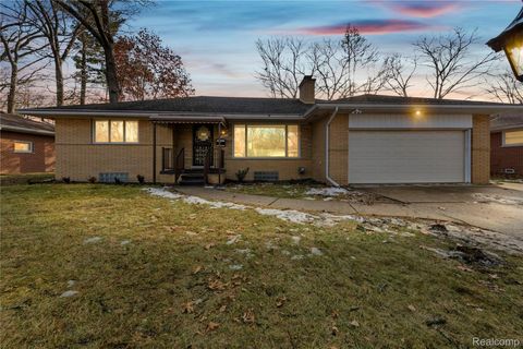 19107 Greenwald Drive Southfield City MI 48075