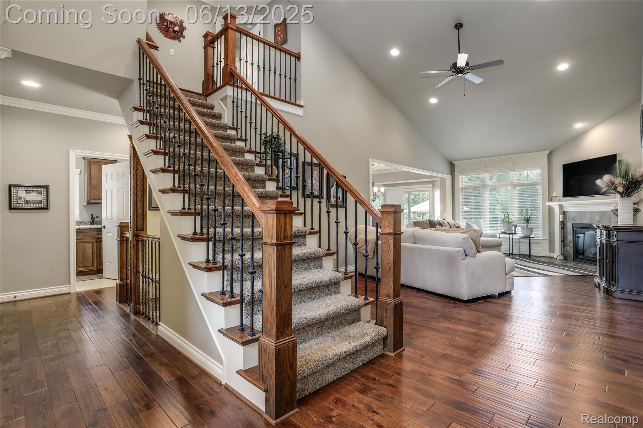 2807 Kentwood Drive