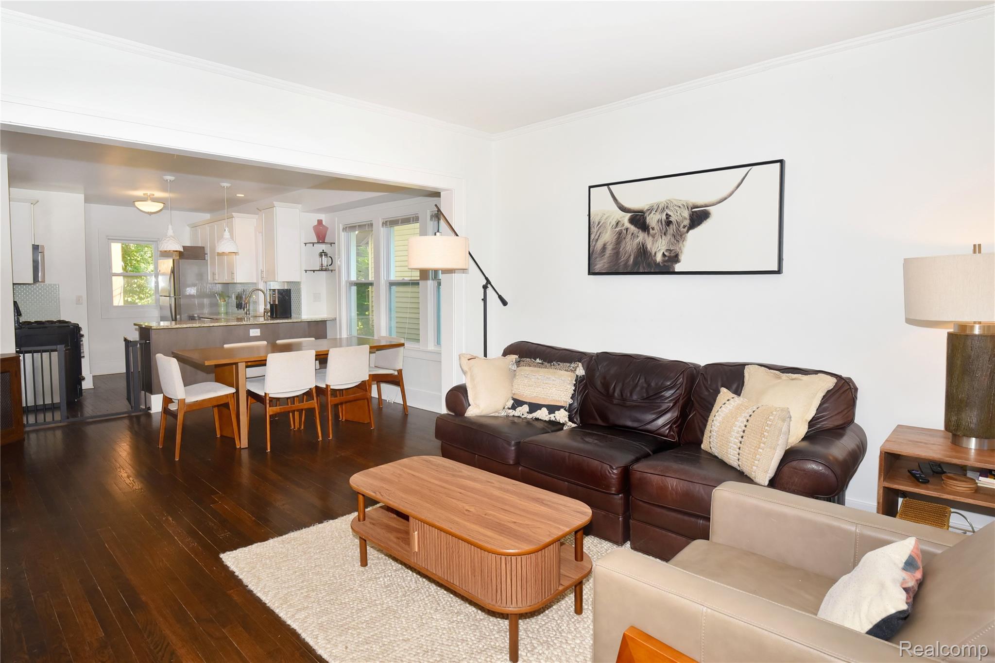 300 W Breckenridge Street