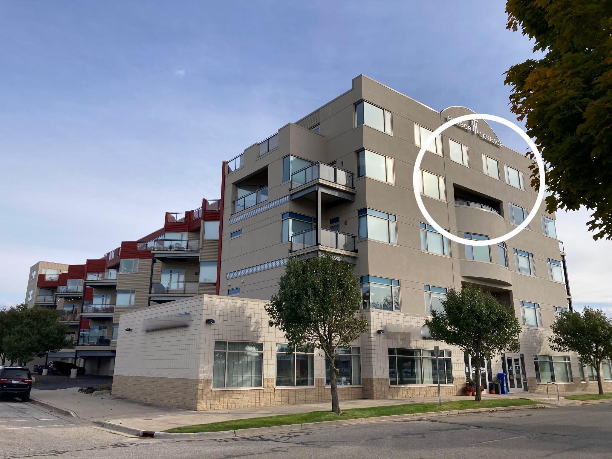 105 W Danaher Street 401