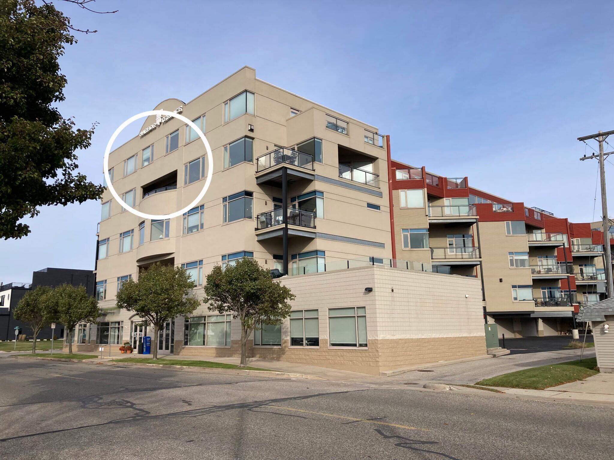 105 W Danaher Street 401