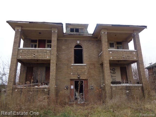 Photo 1 of 20 — 3758 ROCHESTER Street, Detroit City, MI 48206