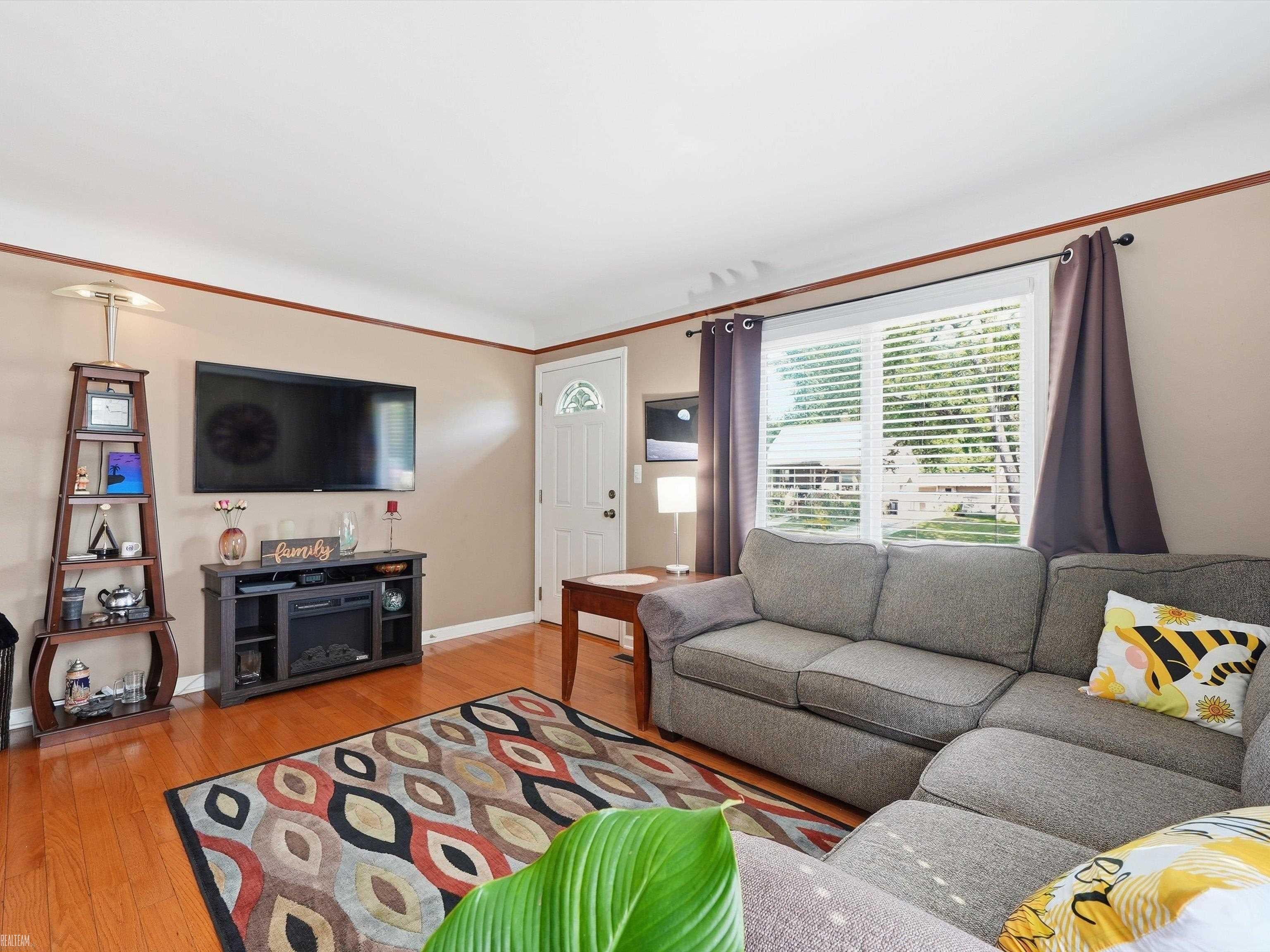 1308 Donald Avenue