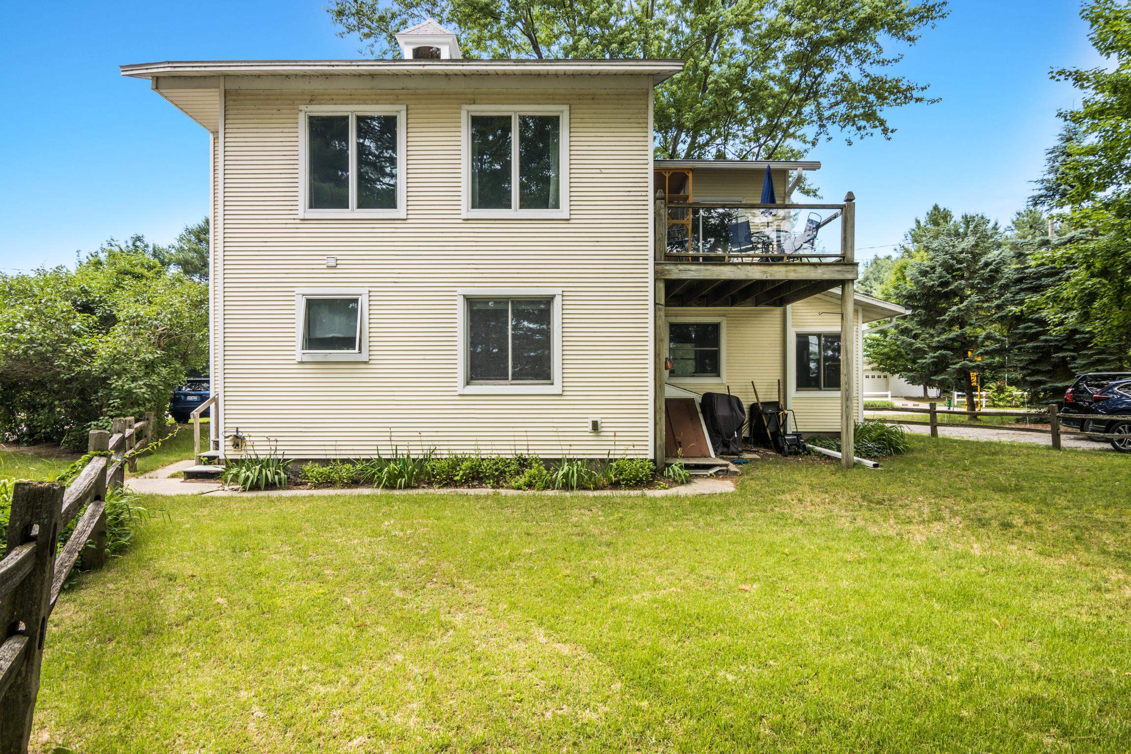 536 N West Bay Shore Drive