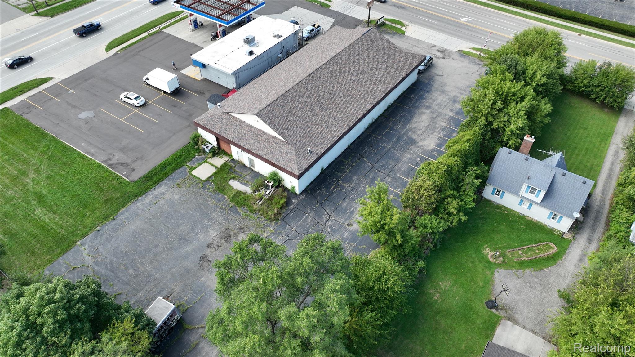 6020 Davison Road