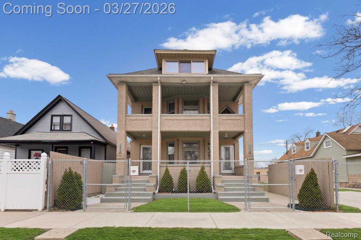 1255 Waterman Street