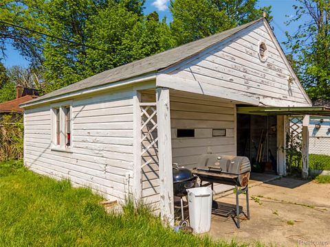 Tiny photo for 5279 Cadieux Road, Detroit City, MI 48224 (MLS # 20261036864)