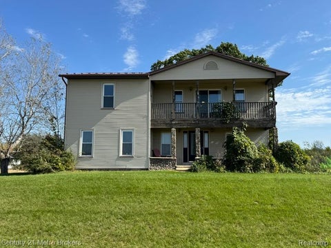 Photo for 7584 N Sheridan Road