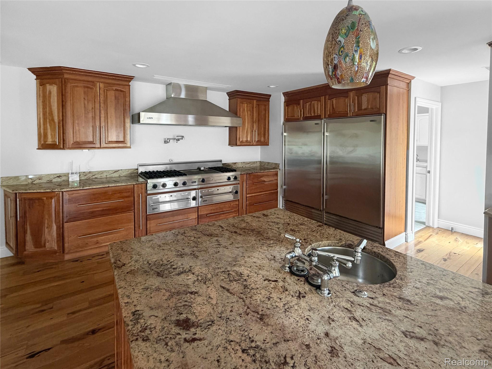 35854 Castlemeadow Drive